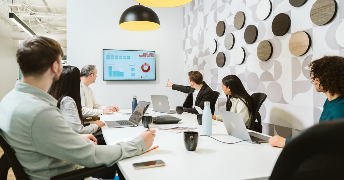 Furniture Essentials for Flexible Office Collaboration Areas